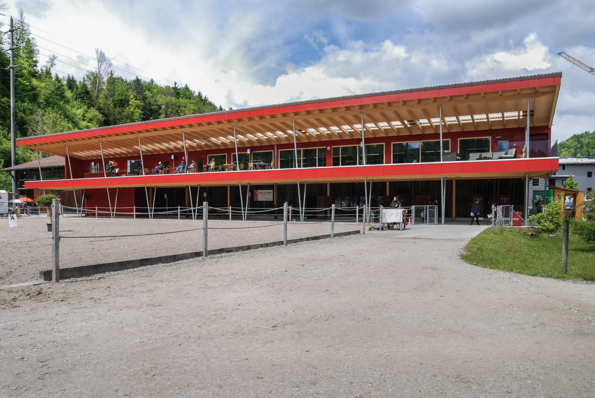 03 Reitverein Toesstal Erw Zuschauergalerie Turbenthal 12 061 0009