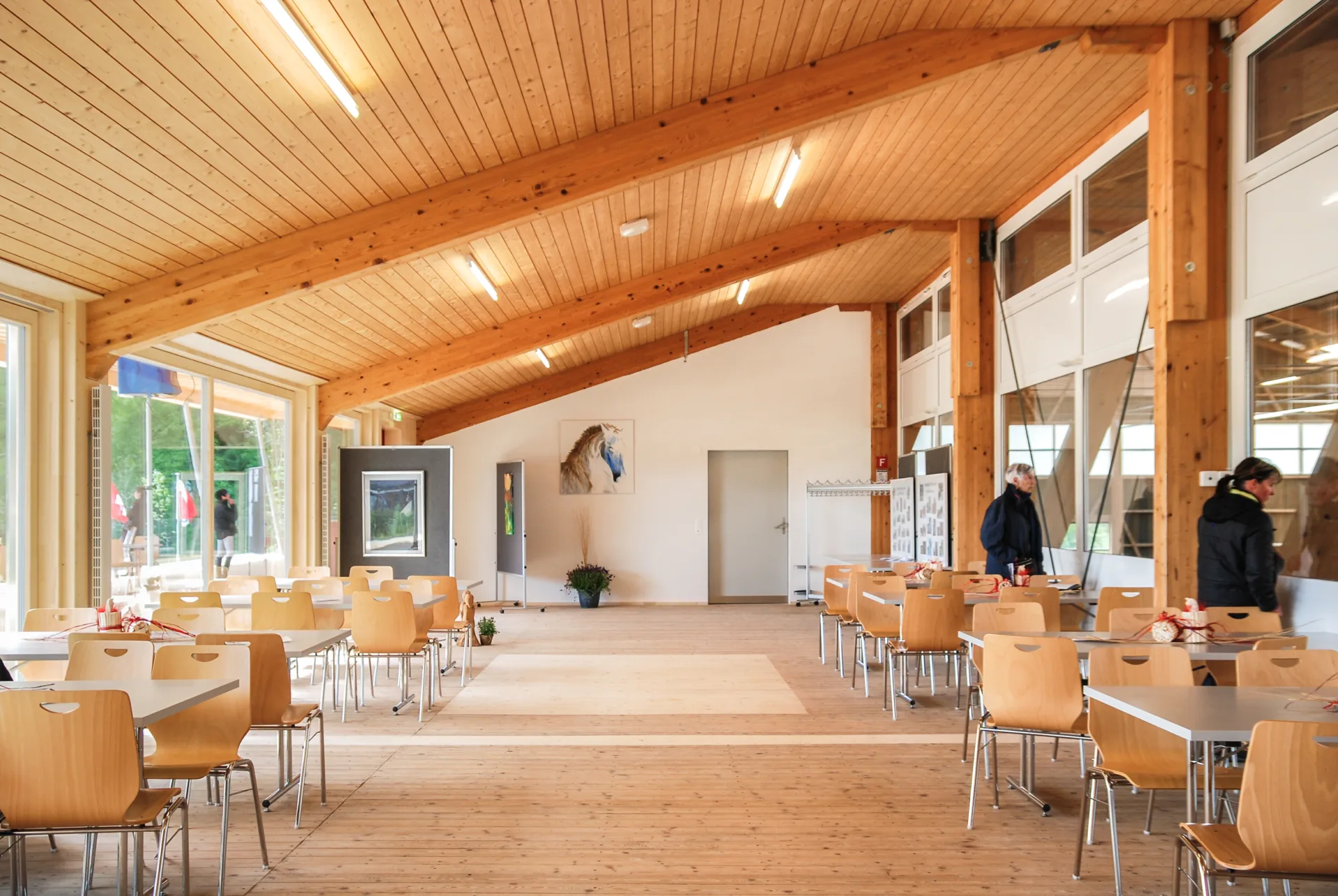 Erweiterung Zuschauergalerie im Tösstal