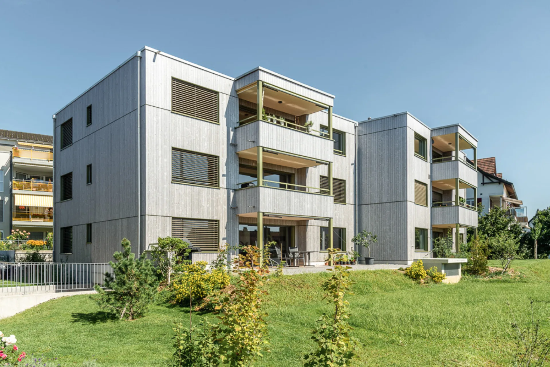 Neubau, MFH, Grüt