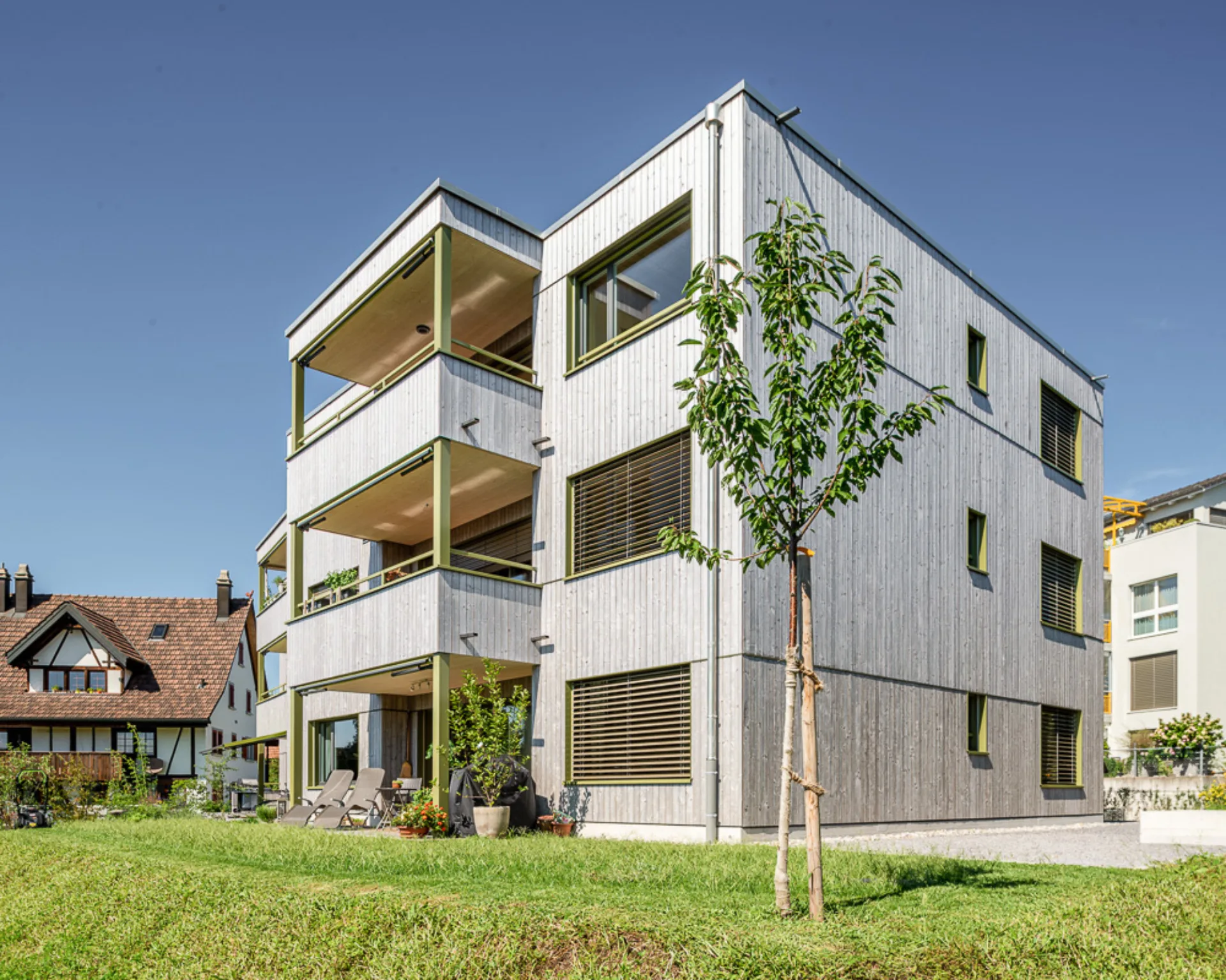 Neubau, MFH, Grüt